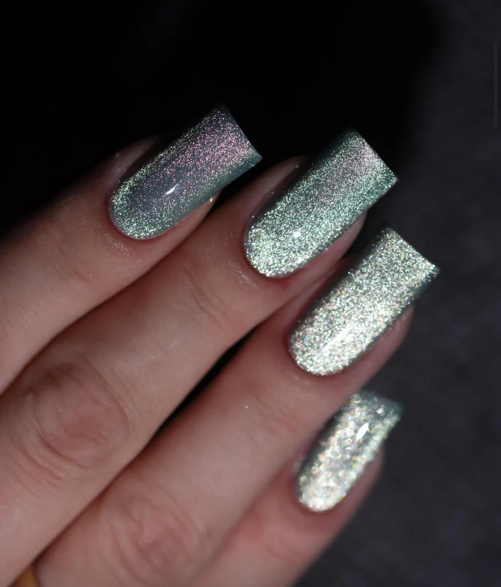 Arctic Glow / Cat Eye 9D