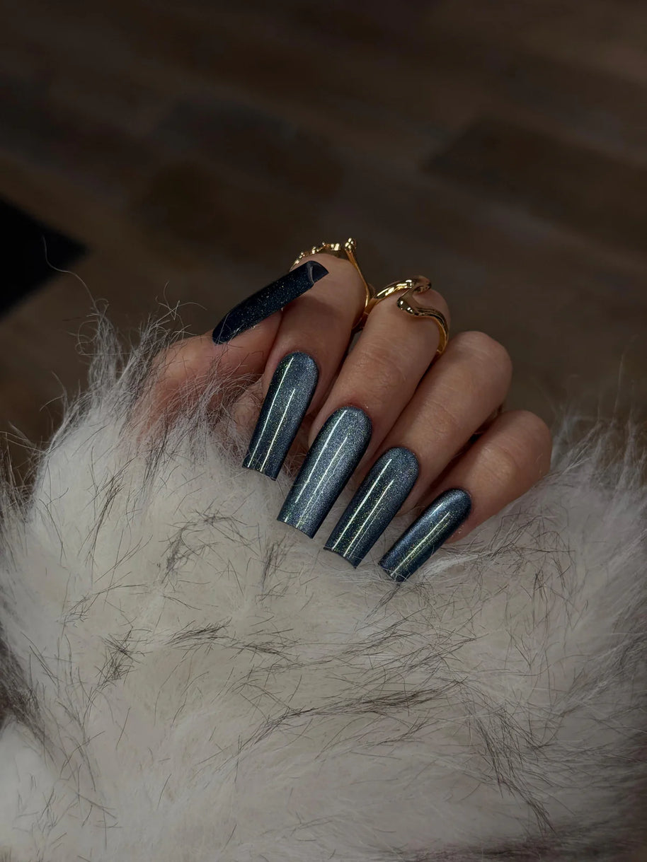 VERSEAU / Cat Eye 9D