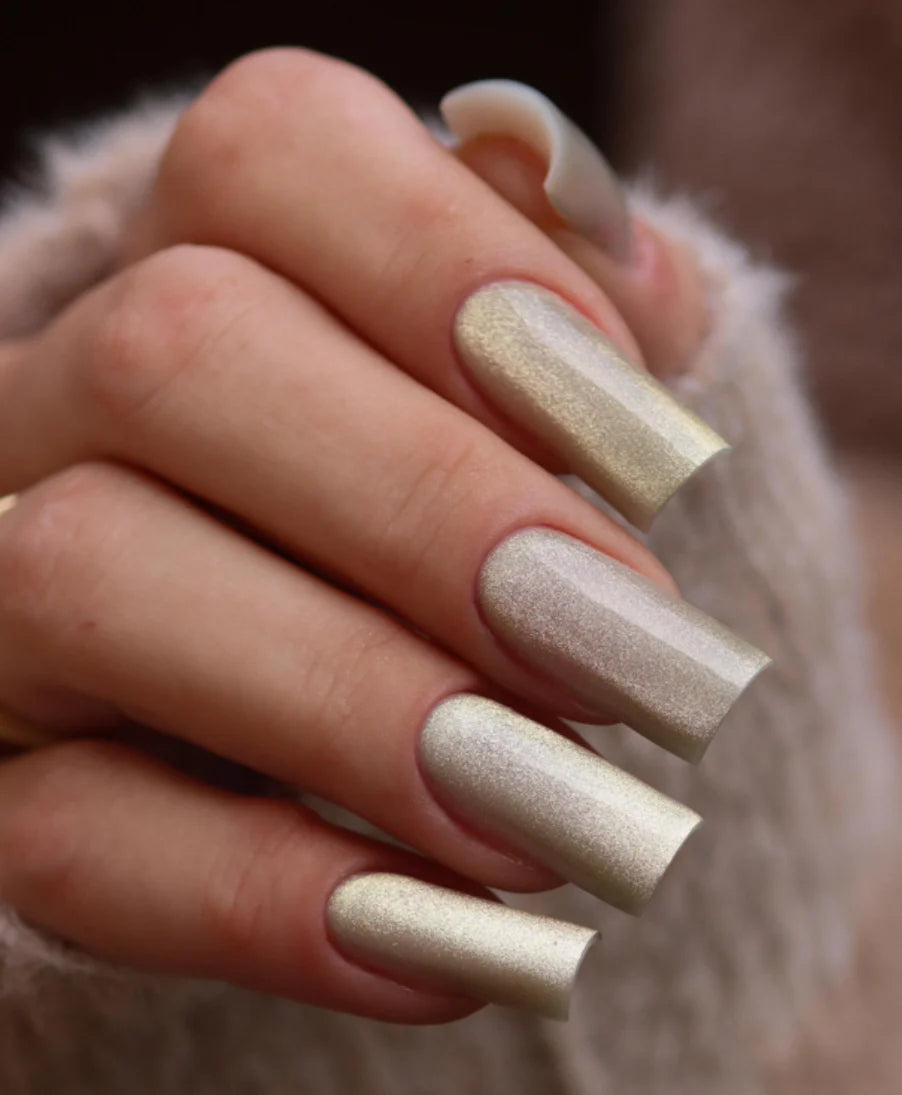 Polar Glow / Cat Eye 9D