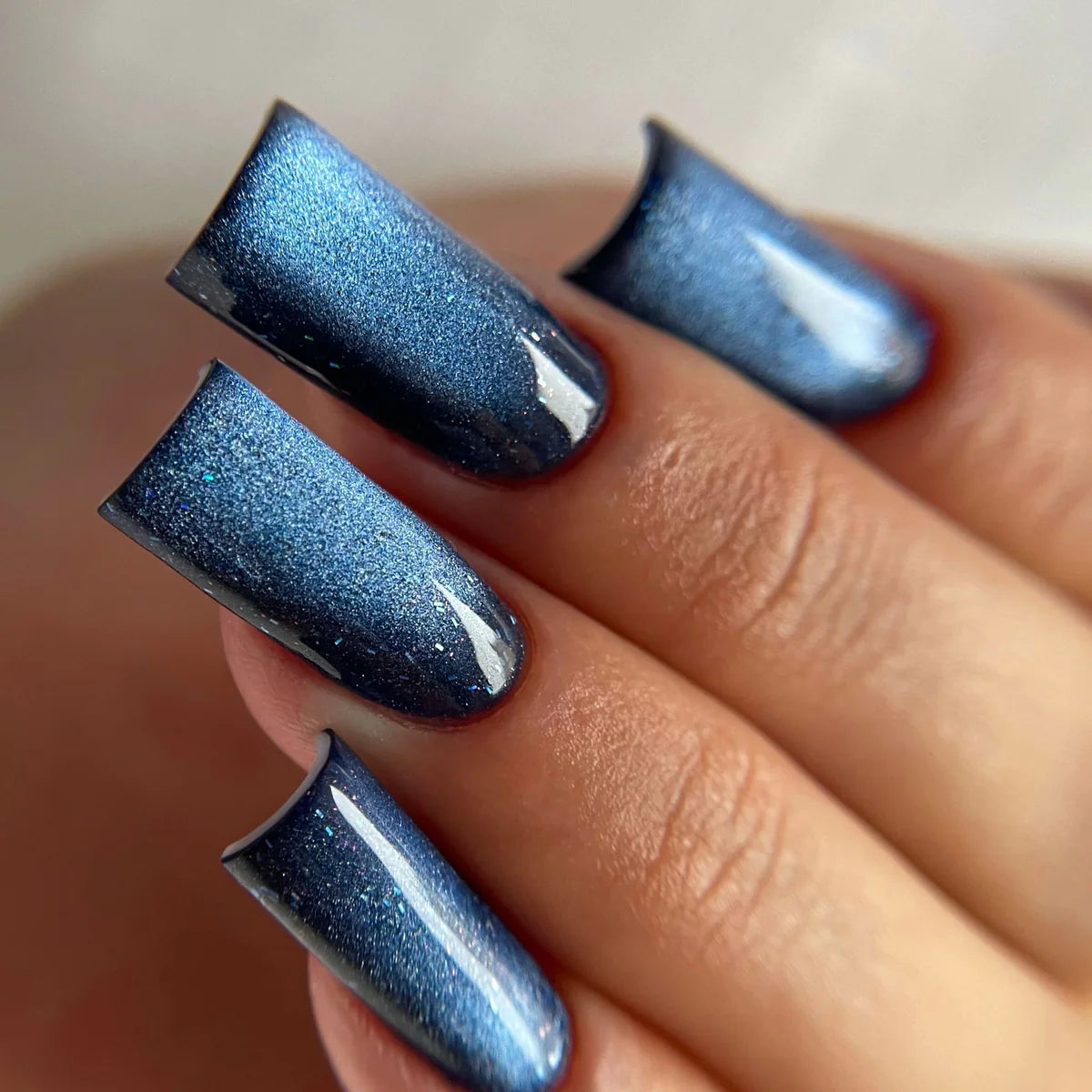 Frozen / Cat Eye 9D
