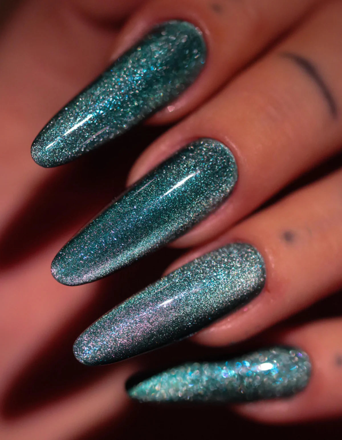 Mistletoe / Cat Eye 9D